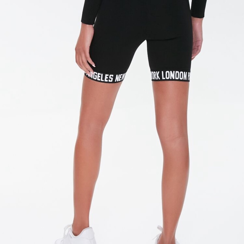 NWT F21 city graphic biker shorts | Size XL - Picture 5 of 9